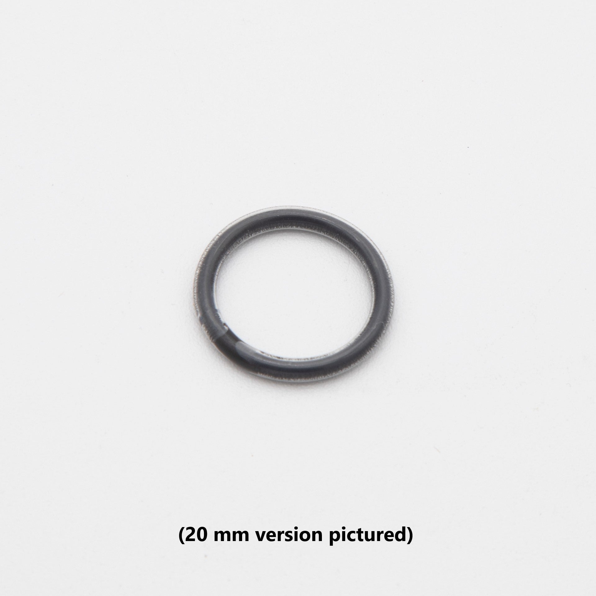 Round black ring