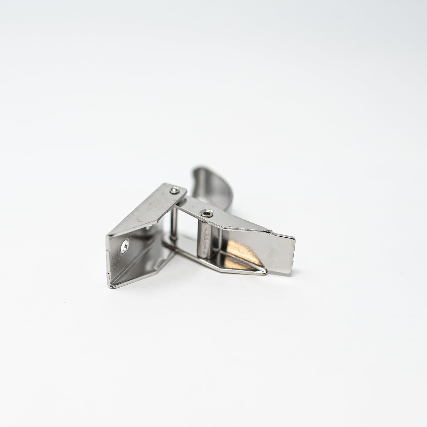 Stainless steel draw latch