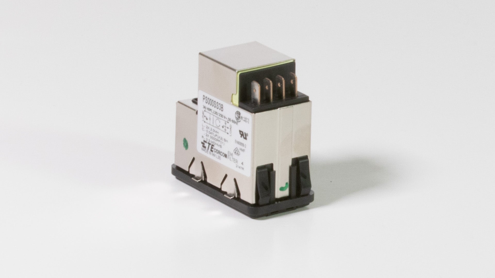 AC power entry module.  Single fuse with snap-in mount.