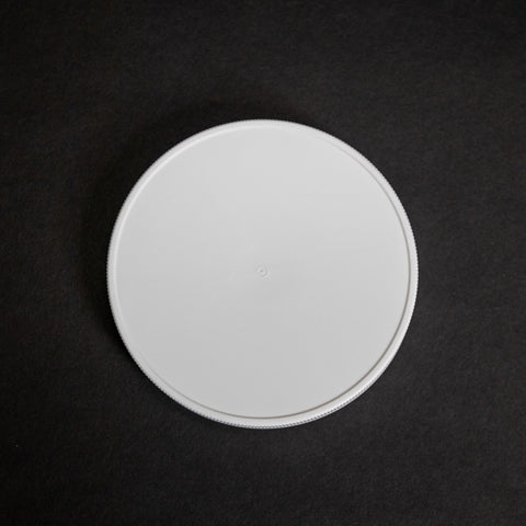 Plastic white lid with liner