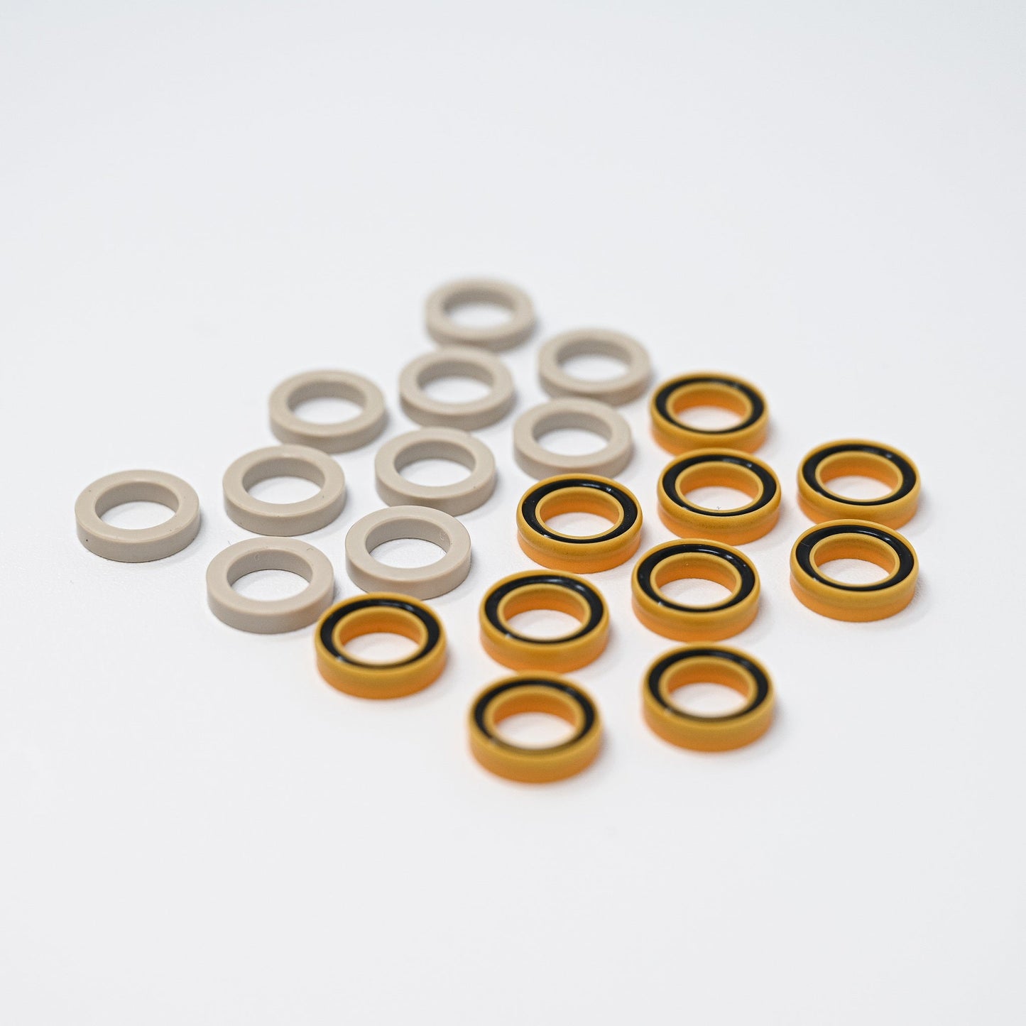 Set of o-rings and seals.